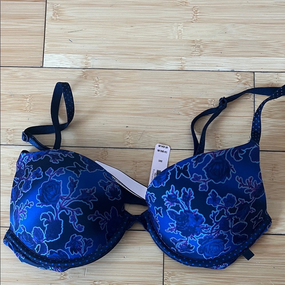 NWT Victoria's Secret Navy Floral Push Up Bra - 32C